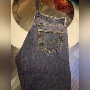 Levi's 501 relaxed button up jeans